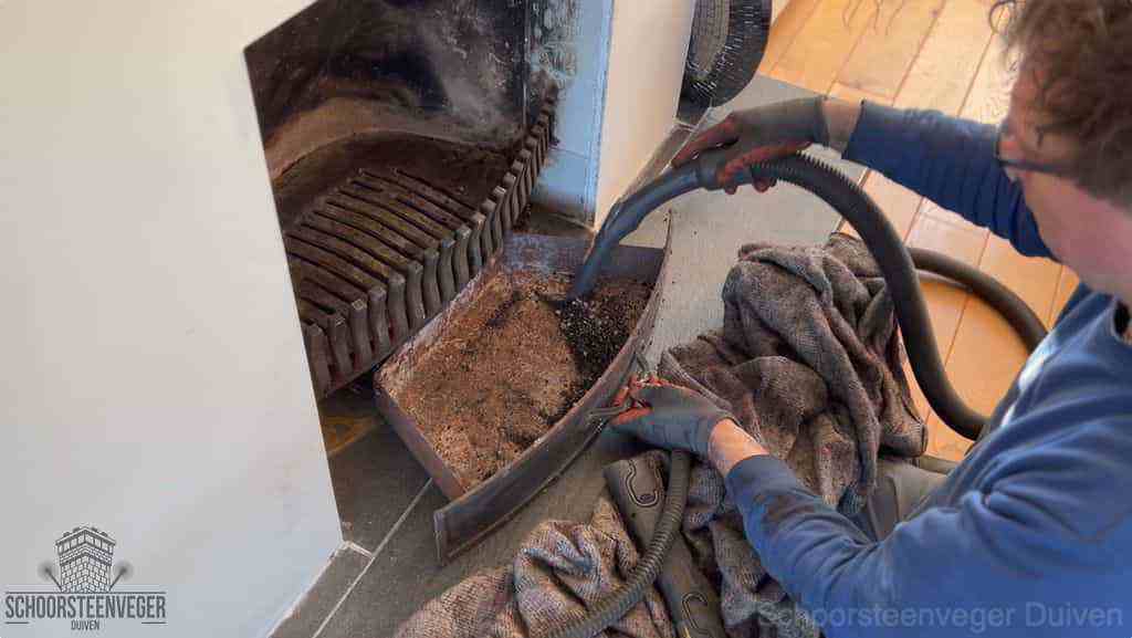 Prijs schoorsteenvegen Duiven schouw reinigen Prijs schoorsteenvegen Duiven schouw reinigen